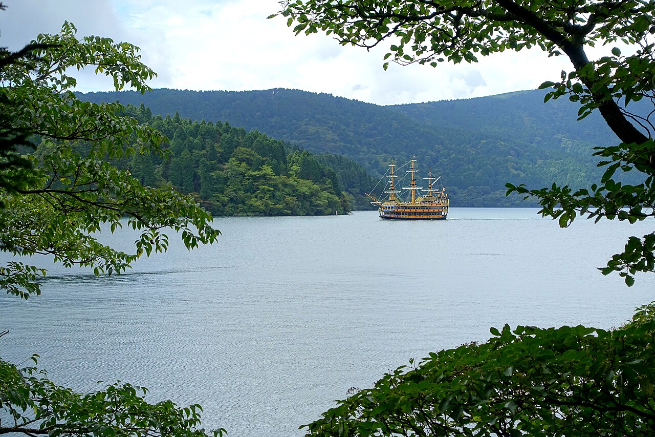 Pirate ship cruise on Lake Ashi, Hakone