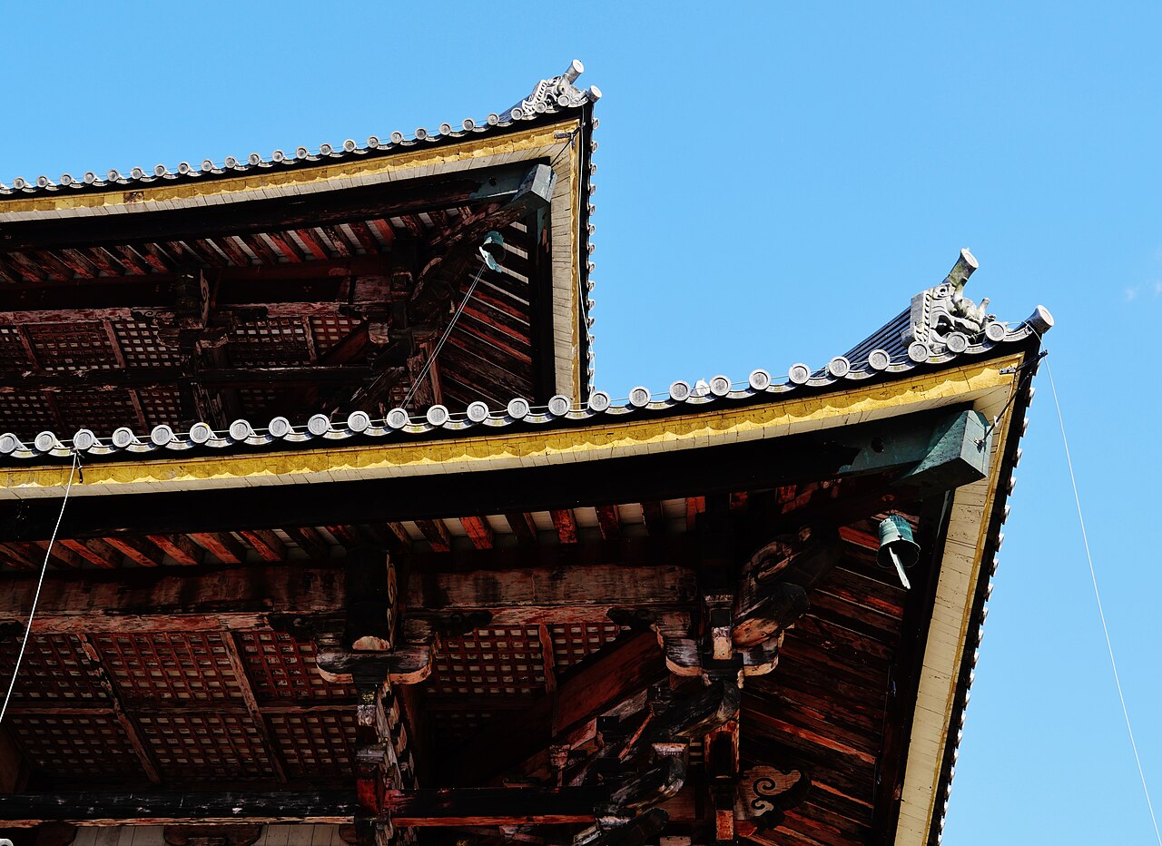 The exterior view of the Great Buddha Hall (Daibutsuden) at Todai-ji Temple
