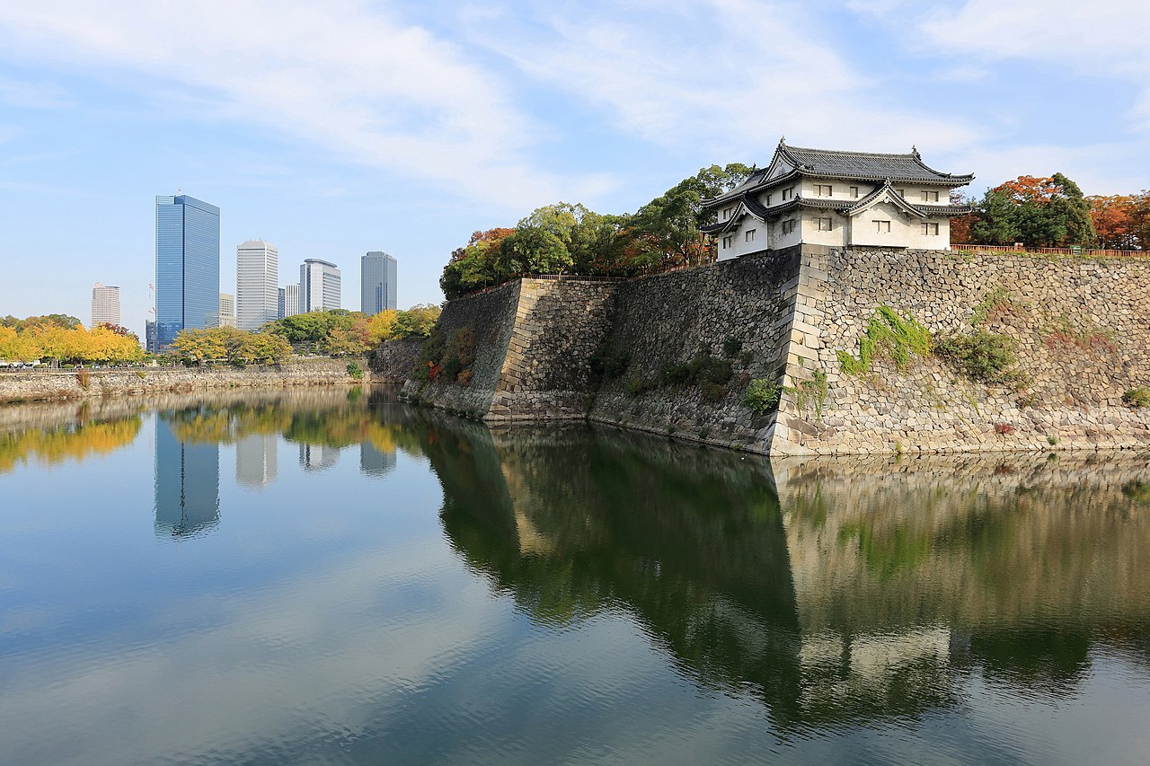 Osaka Castle Visitor Guide - Image 2