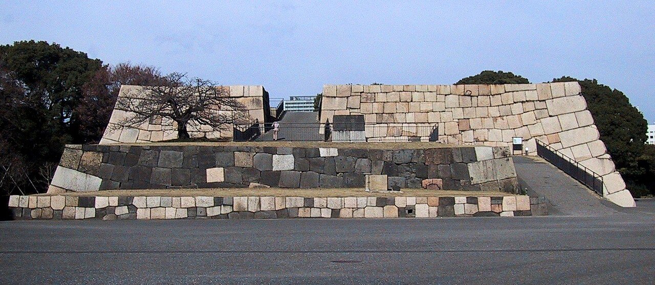 Stone base of the former Edo Castle main keep (Tenshudai) in the Imperial Palace East Garden, showcasing historical remnants